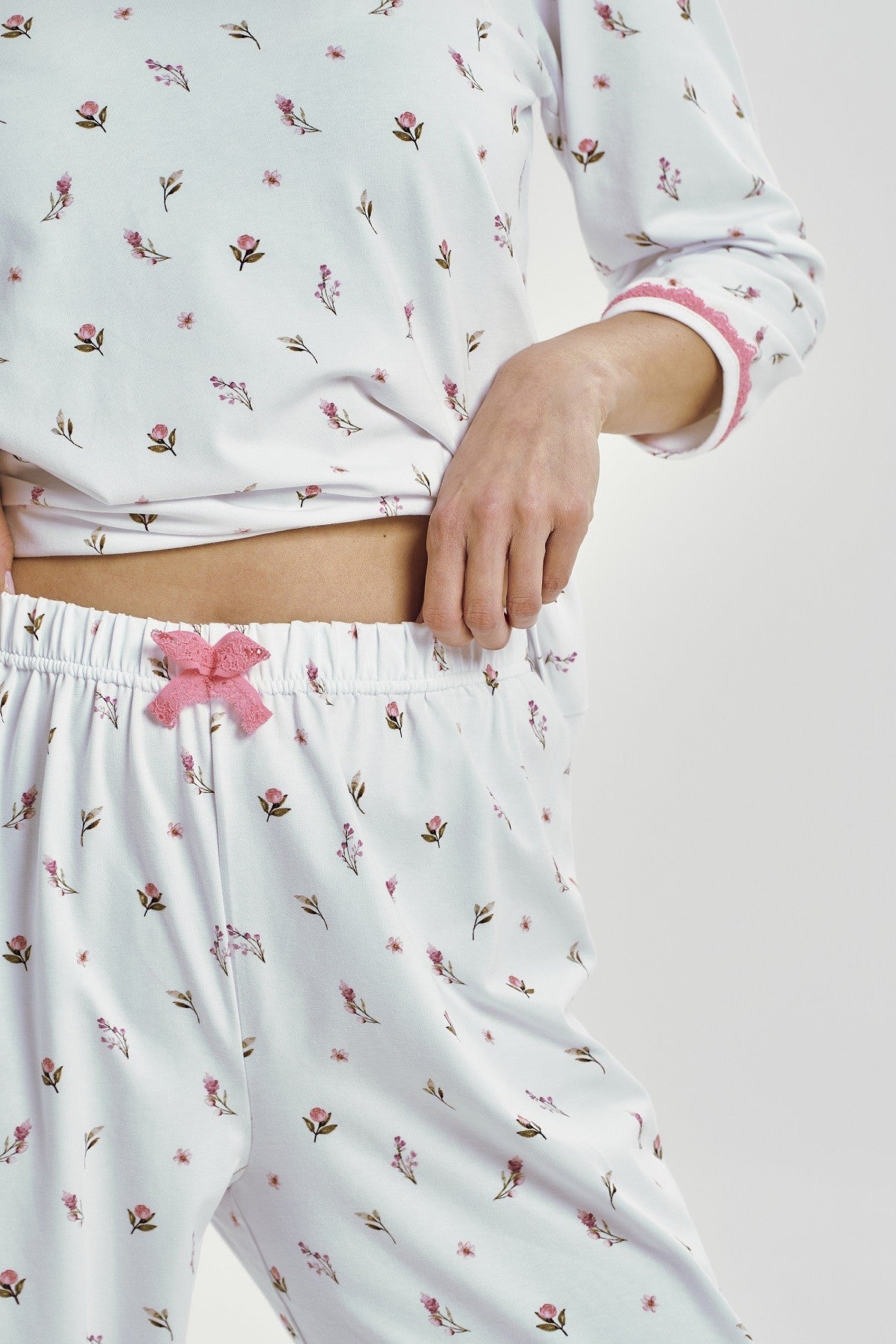 Pijama din bumbac Elodie 3432 - Eleganță și Confort