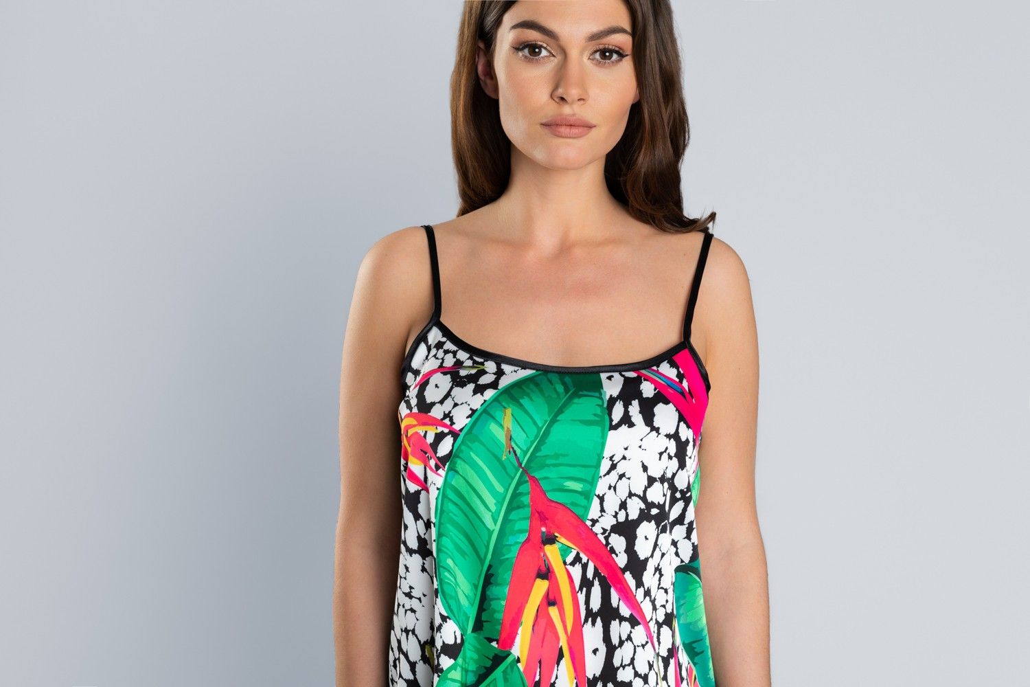 Pijama Satin Dorita cu Motive Tropicale